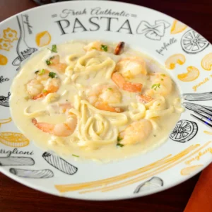 Linguini con Camarones